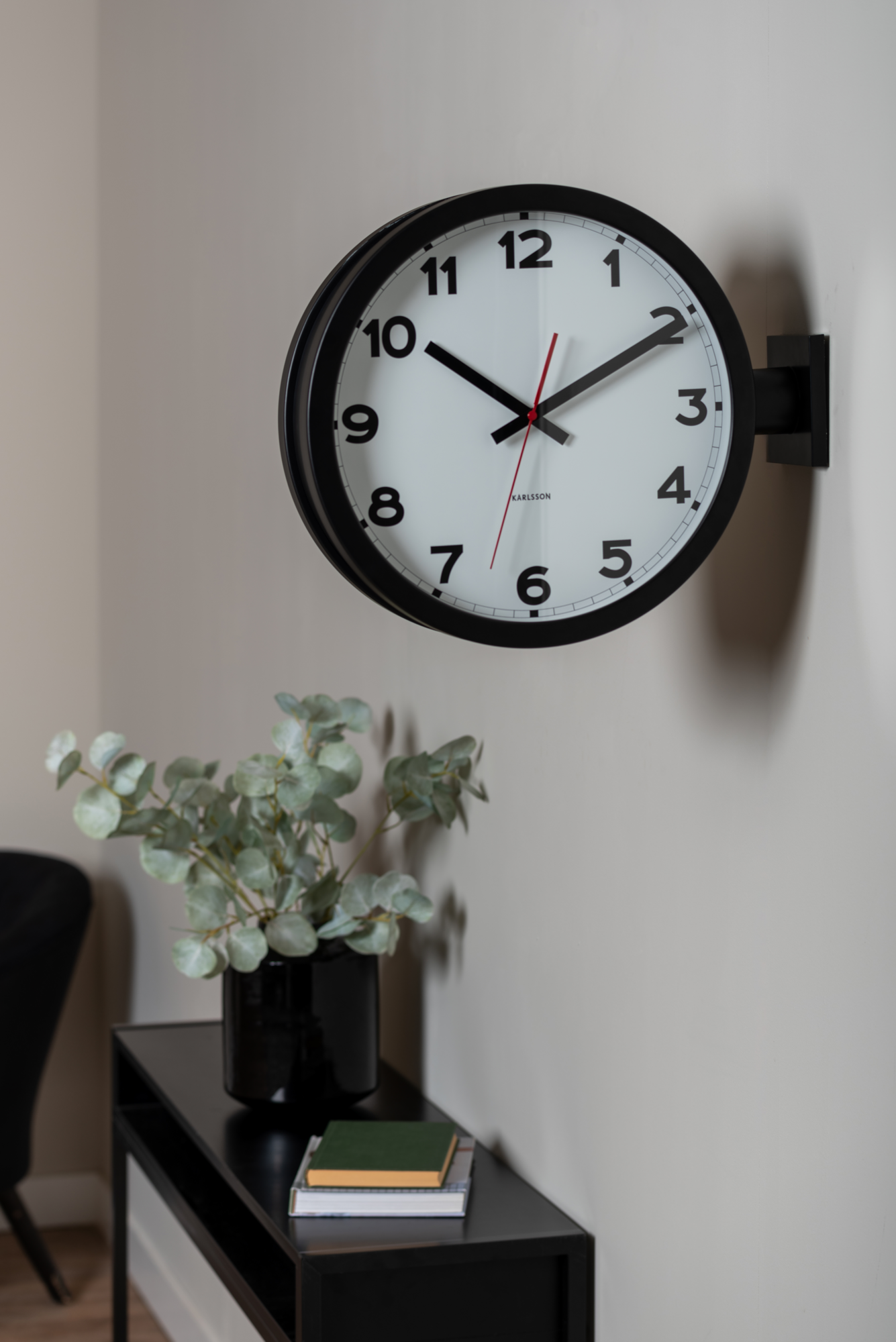 Wall clock New Classic Double Sided white