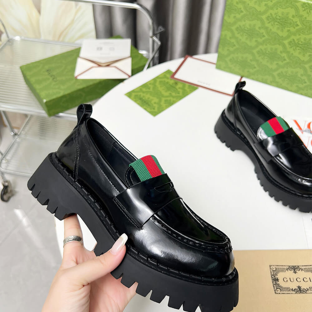 Gucci Women s loafer with Web - Top Club