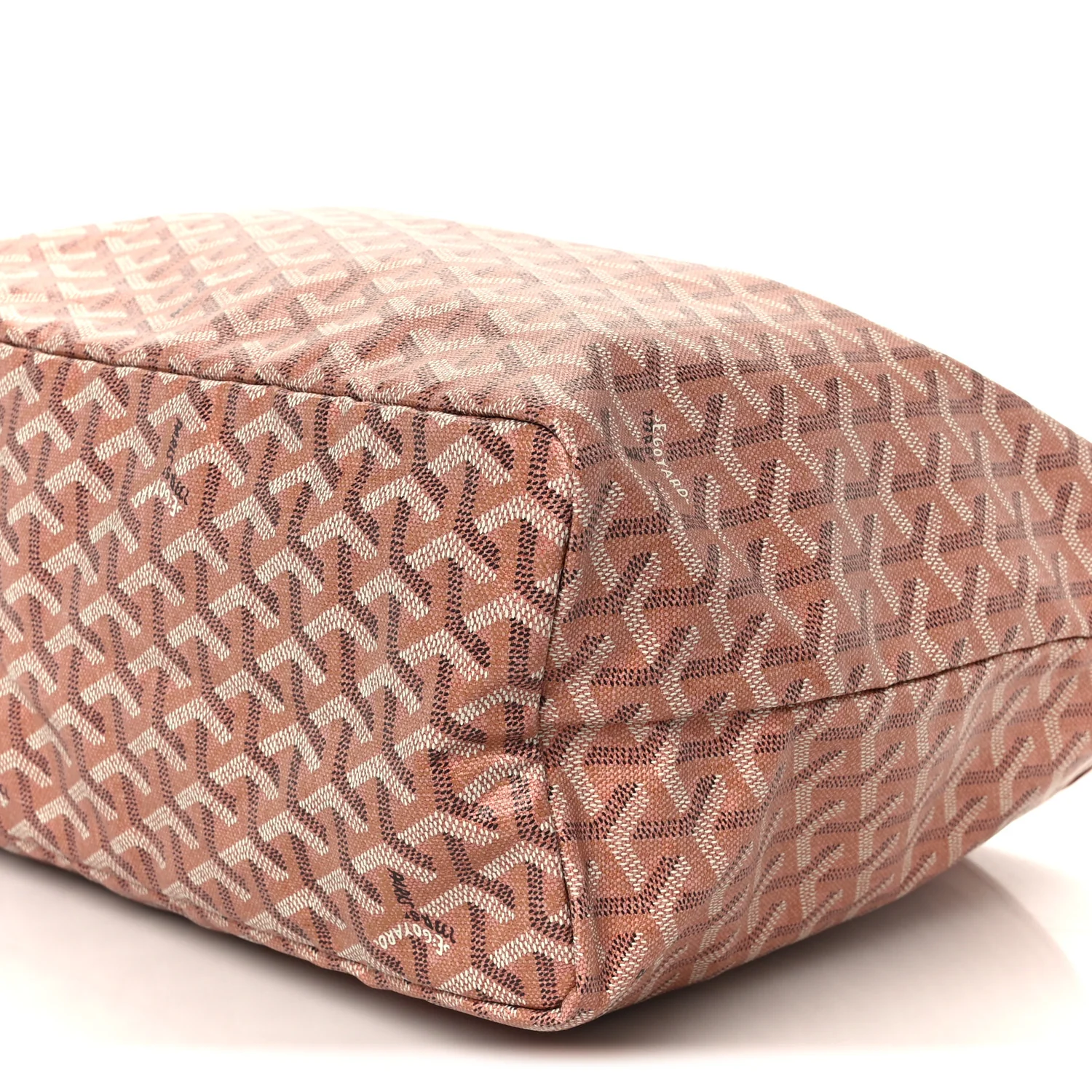 Iridescent Goyardine Saint Louis PM Pearly Coral - Top Club