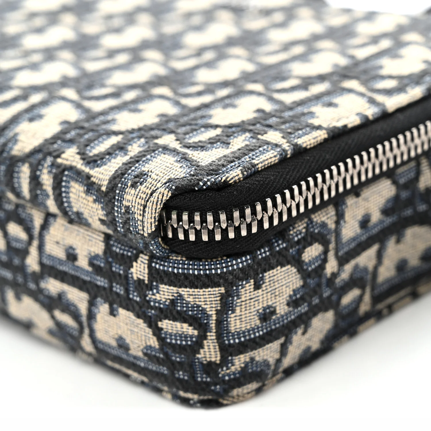 Oblique Messenger Pouch Black - Top Club