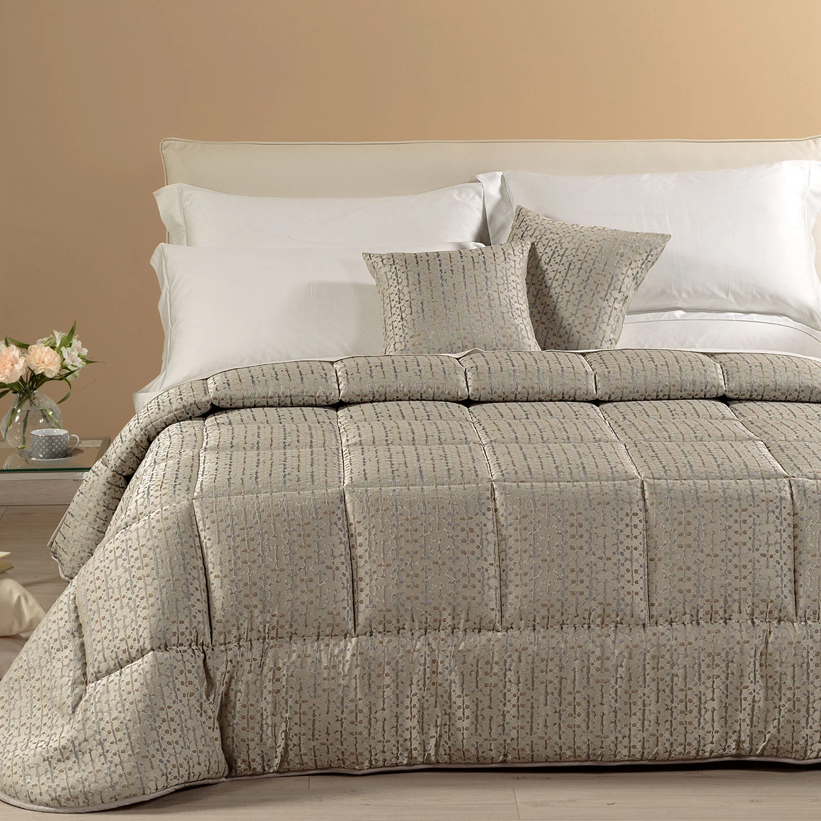 Jacquard satin quilt Nives Gray Dreaming Double