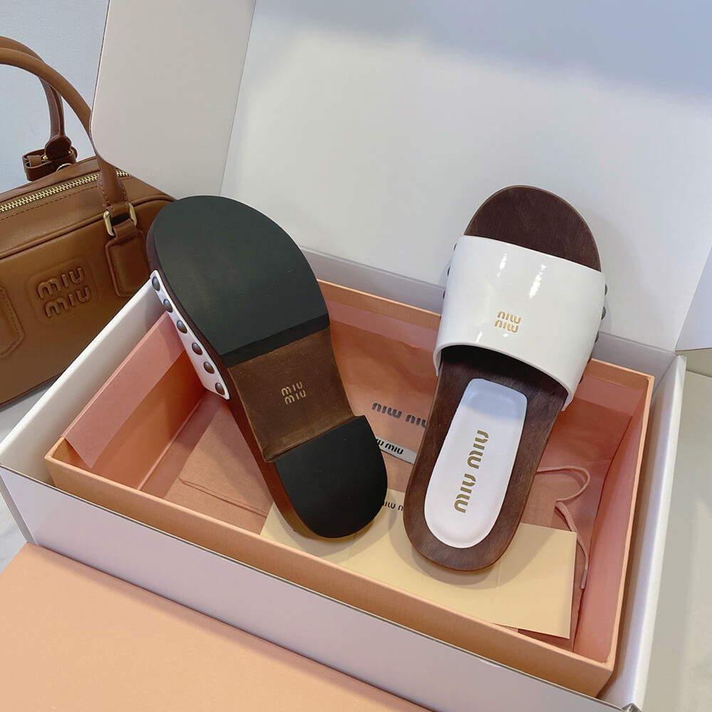 MiuMiu Patent leather clogs - Top Club