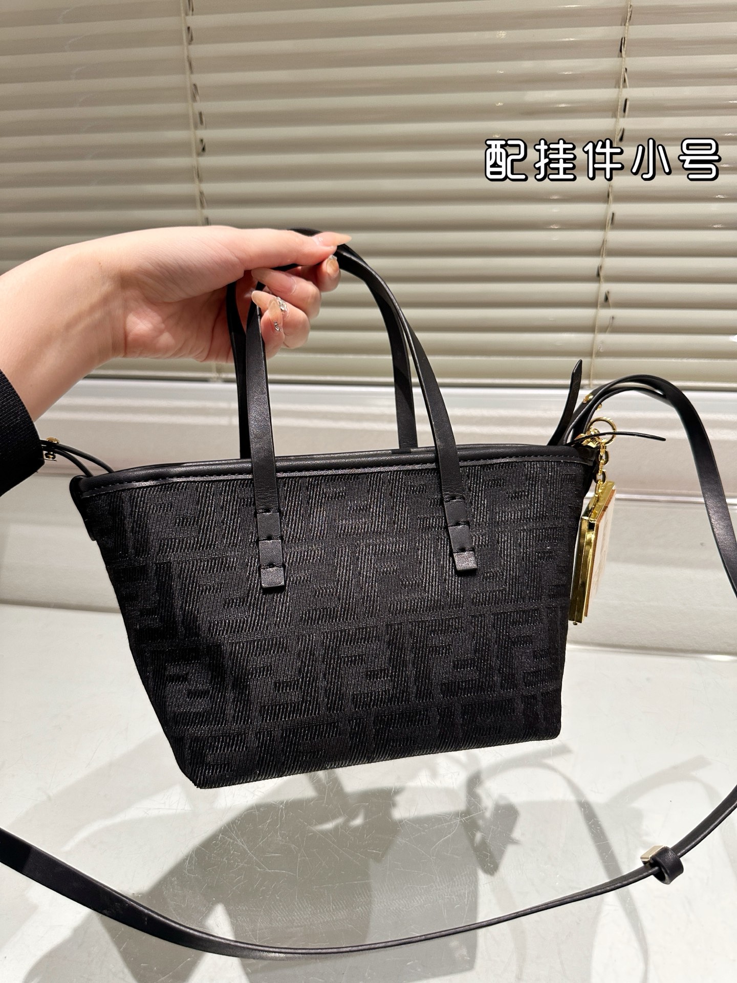 fen new arrival tote bag size: 17*14cm - Top Club