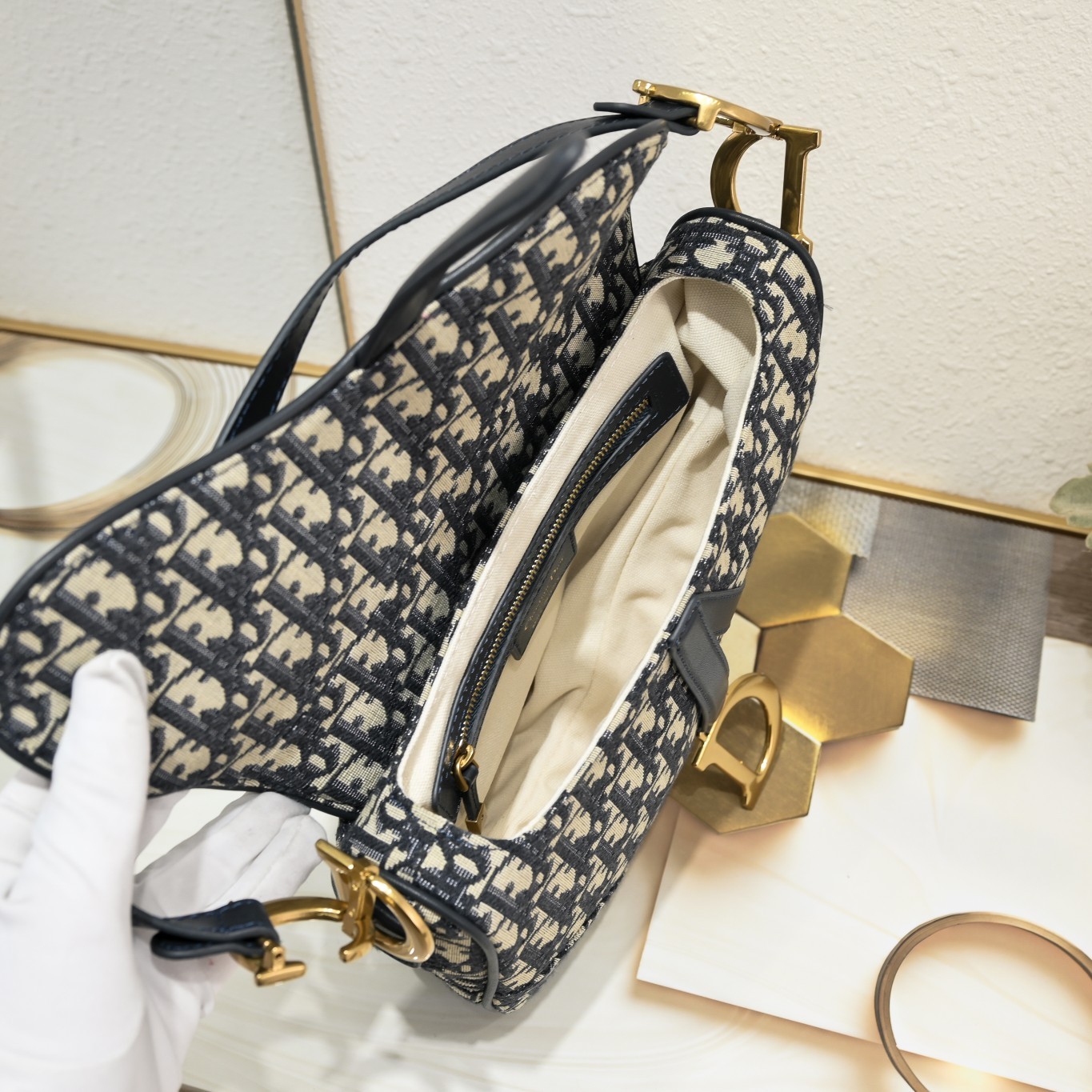 D saddle Be a classic with classics crossbody bag - Top Club
