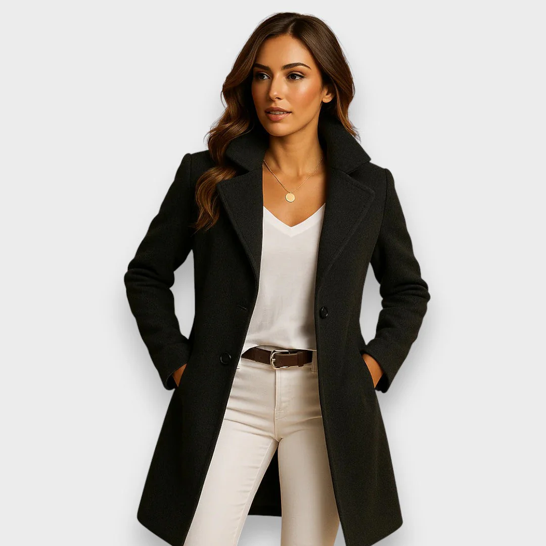 Nora Élise | Manteau élégant à la coupe féminine