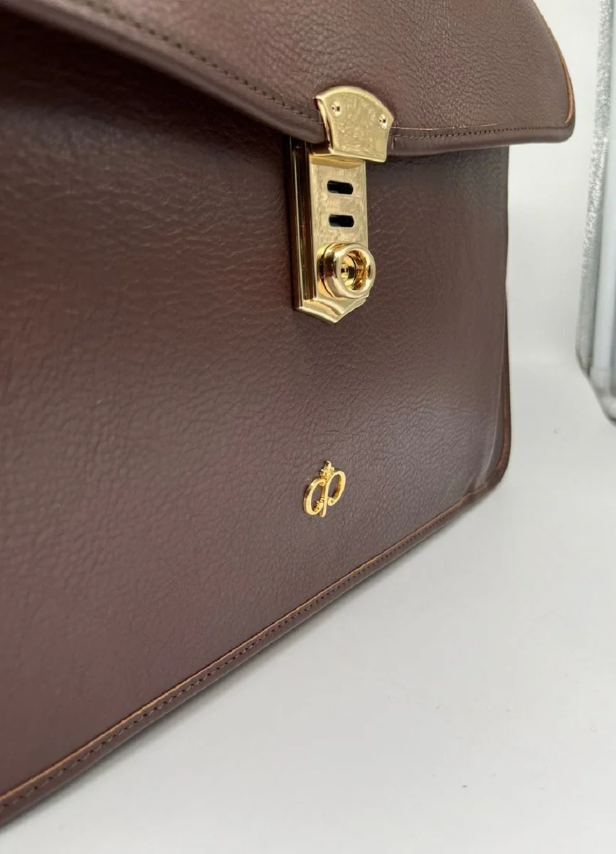 Luxury genuine leather men's briefcase dark brown / gold 42 cm - Made in Italy