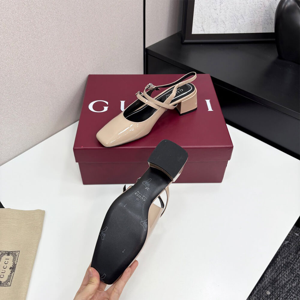Gucci Women s pump with Double G - Top Club