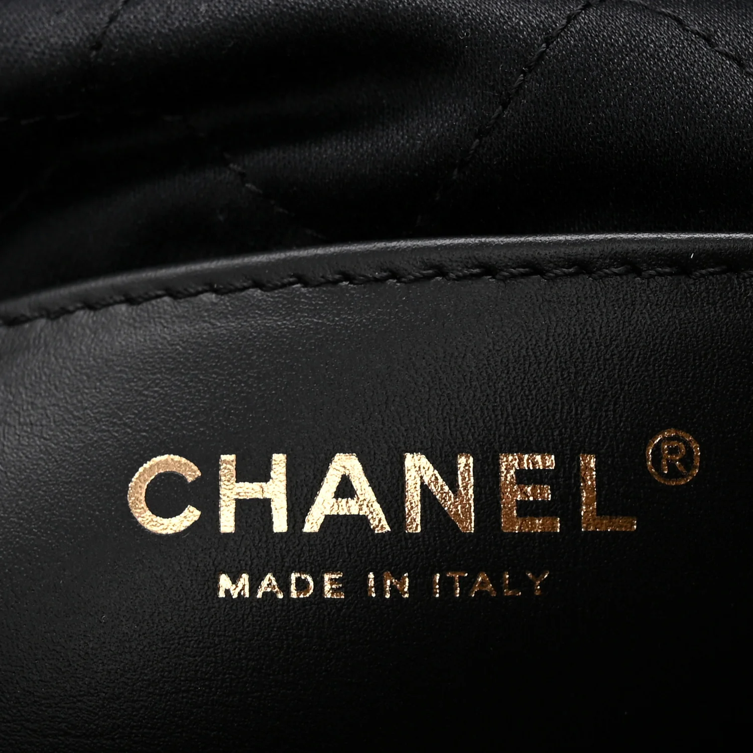 Shiny Calfskin Quilted Mini Chanel 22 Black - Top Club