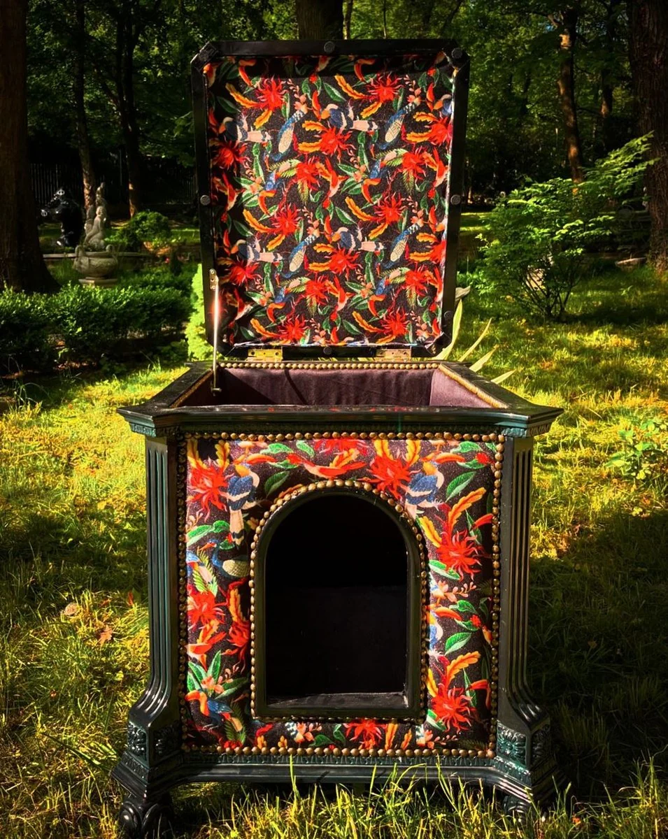 Pompöös by Barock Cat House Jungle - designed by Harald Glööckler