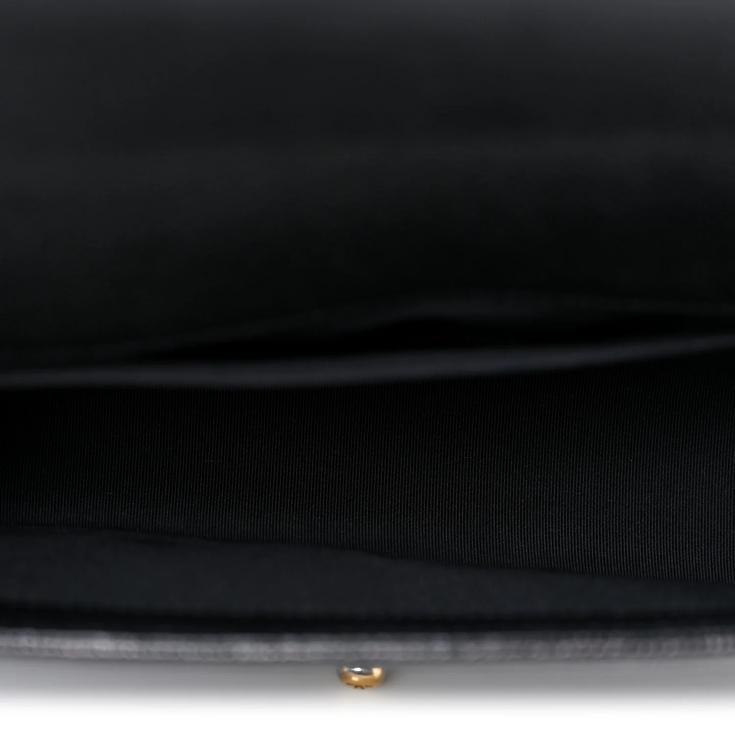 Caviar Quilted Medium Boy Flap Black - Top Club