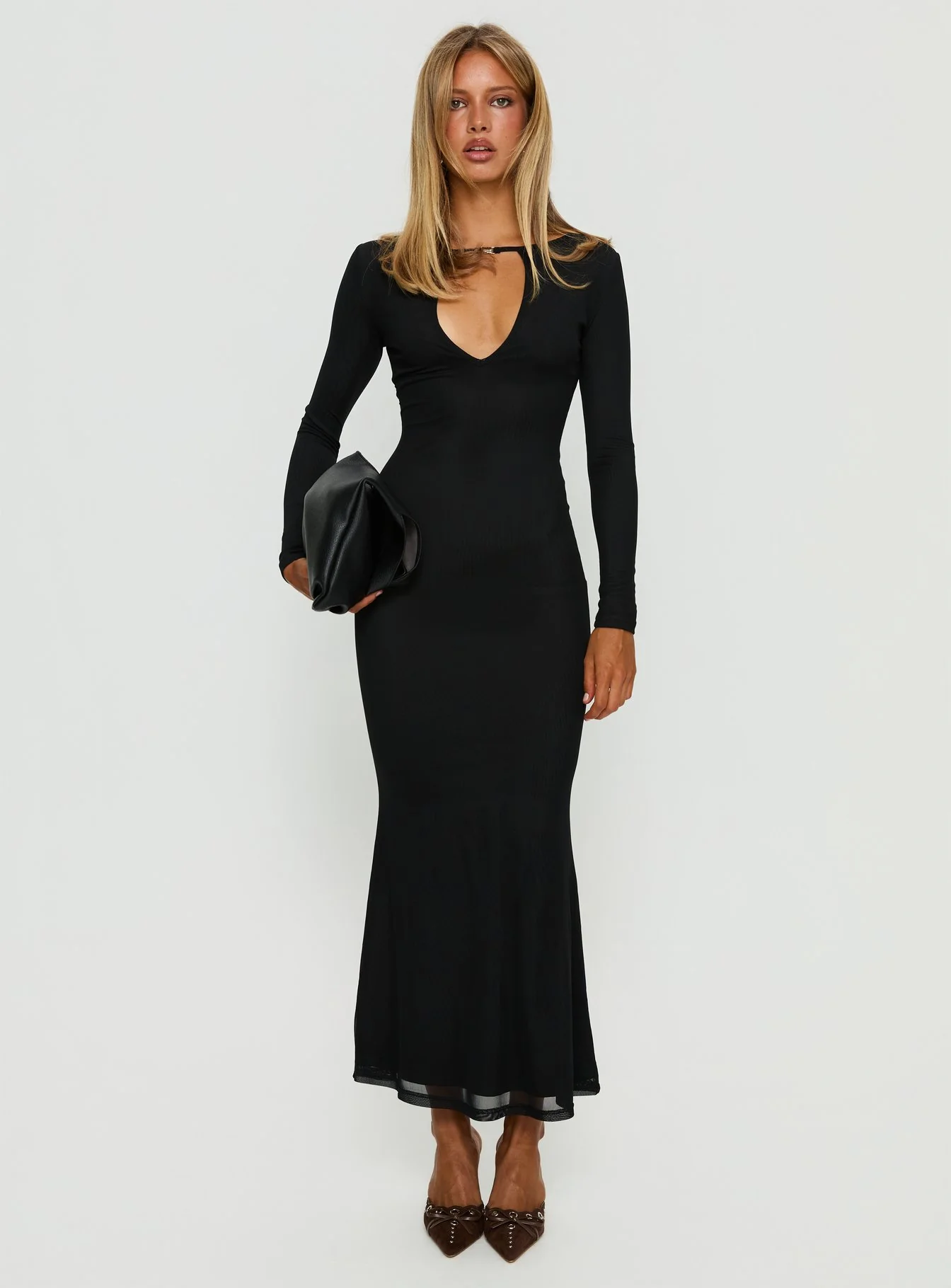 Adesa Long Sleeve Keyhole Plunge Maxi Dress Black
