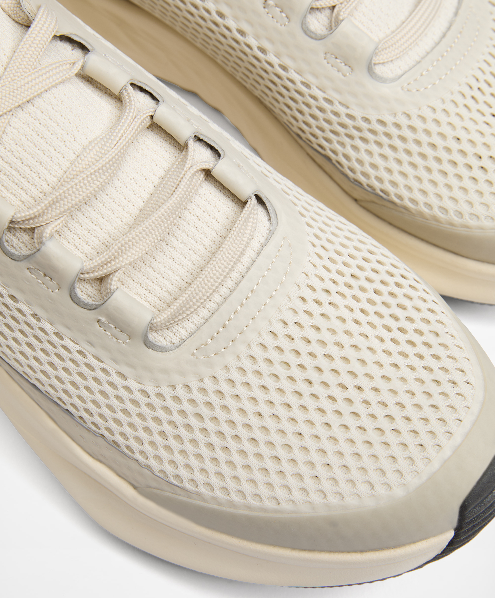 OYSHO Mesh multi-activity trainers