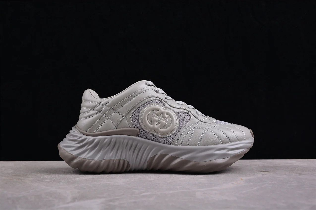 Gucci Ripple Sneaker 
