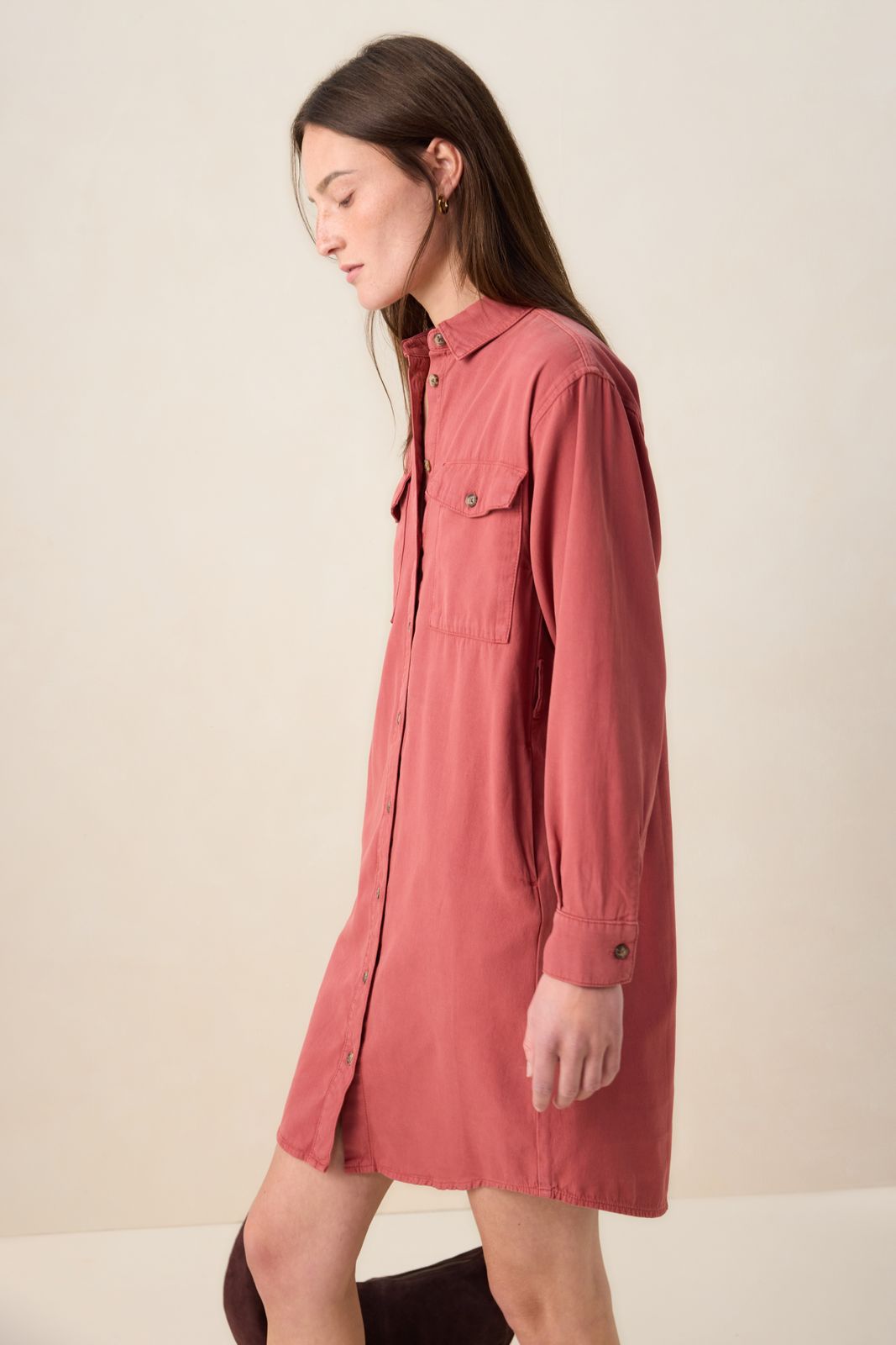 Donkerrode midi jurk met ceintuur