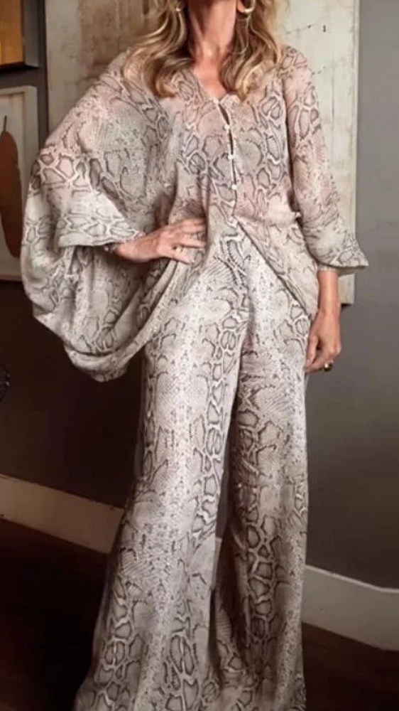 Women's Snake-Print Light Luxury Casual Two-Piece Set - Nordfashionstorm - Women's Clothing, Fashion for You - Nordfashionstorm.com