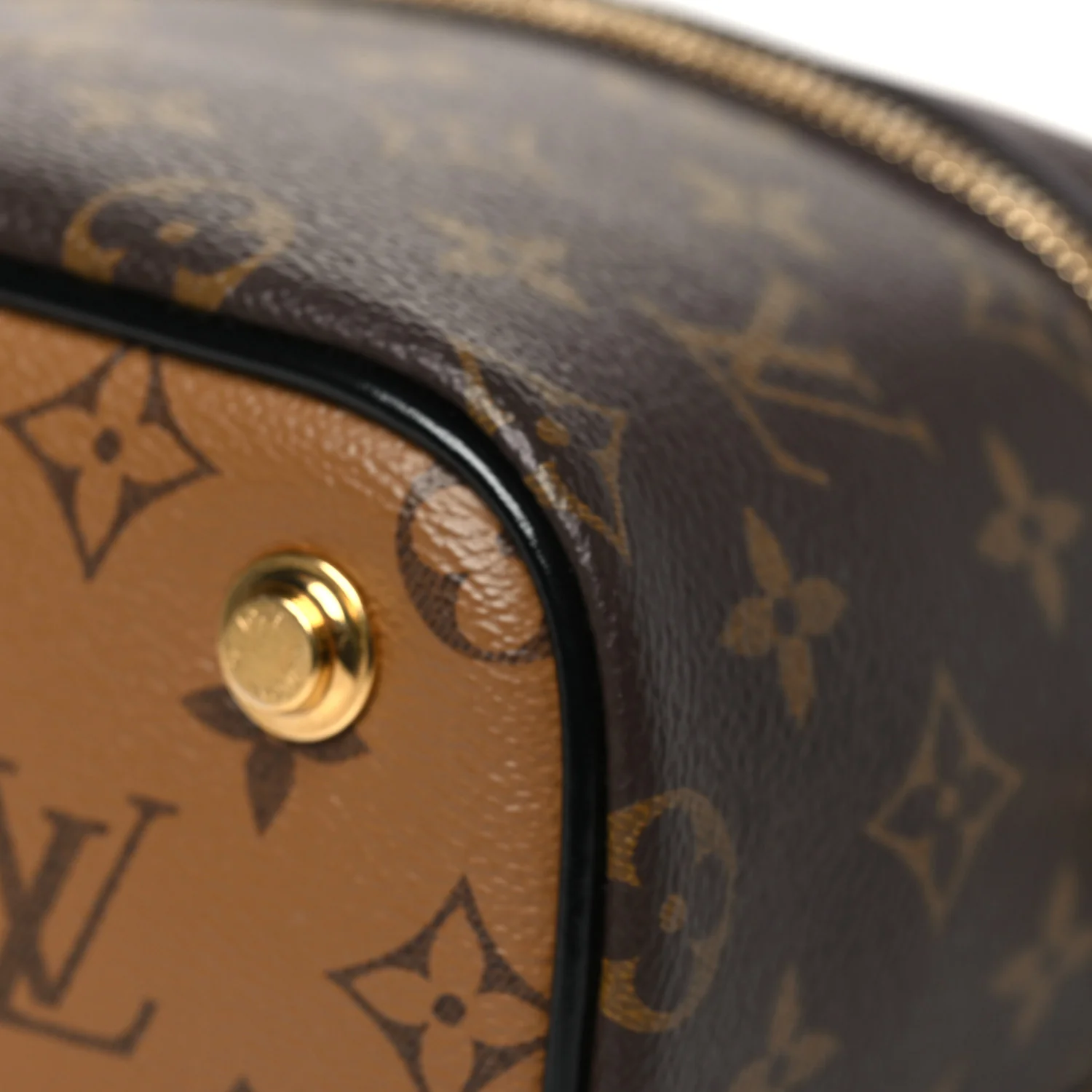 Reverse Monogram Vanity PM - Top Club