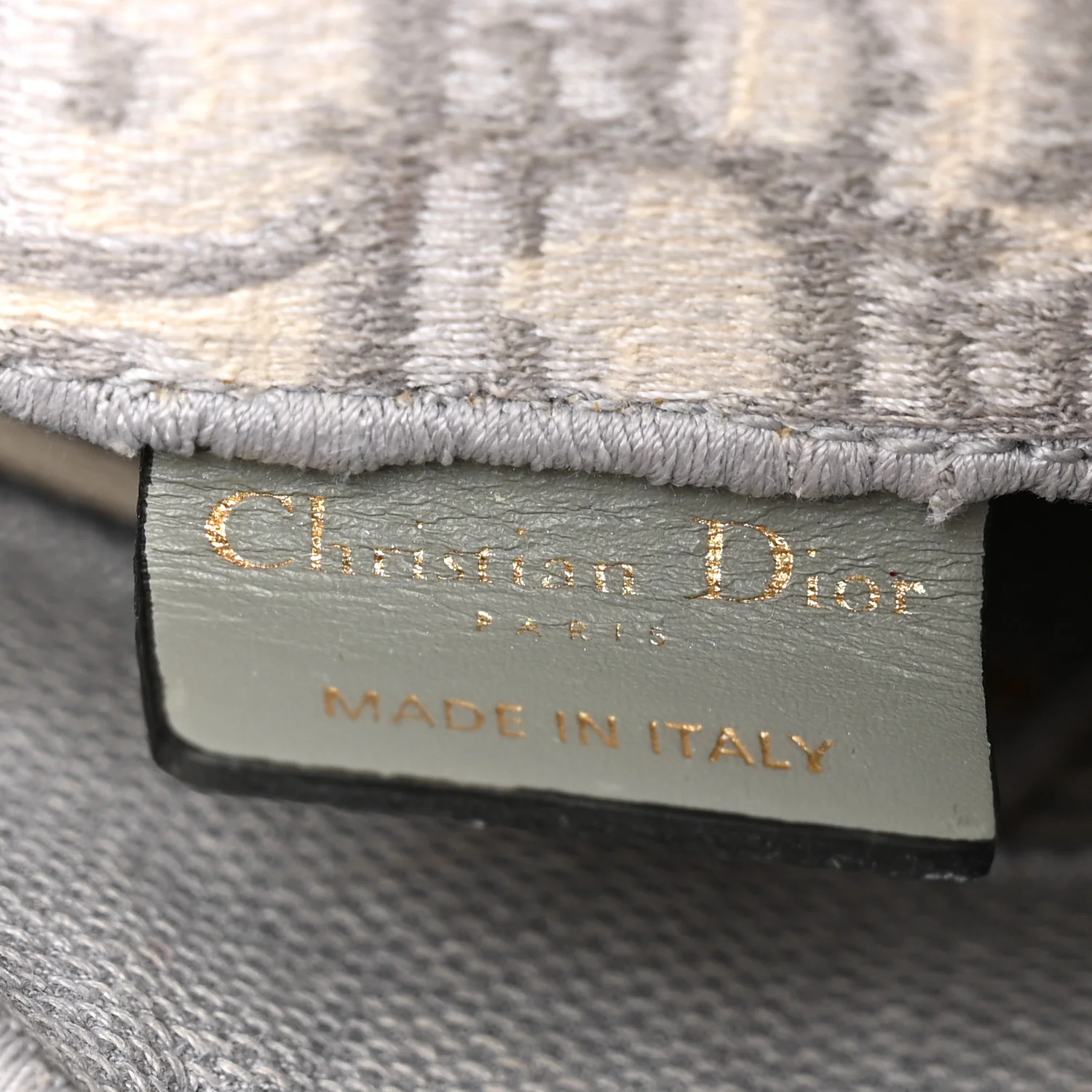 Oblique Slim Saddle Pouch Grey - Top Club