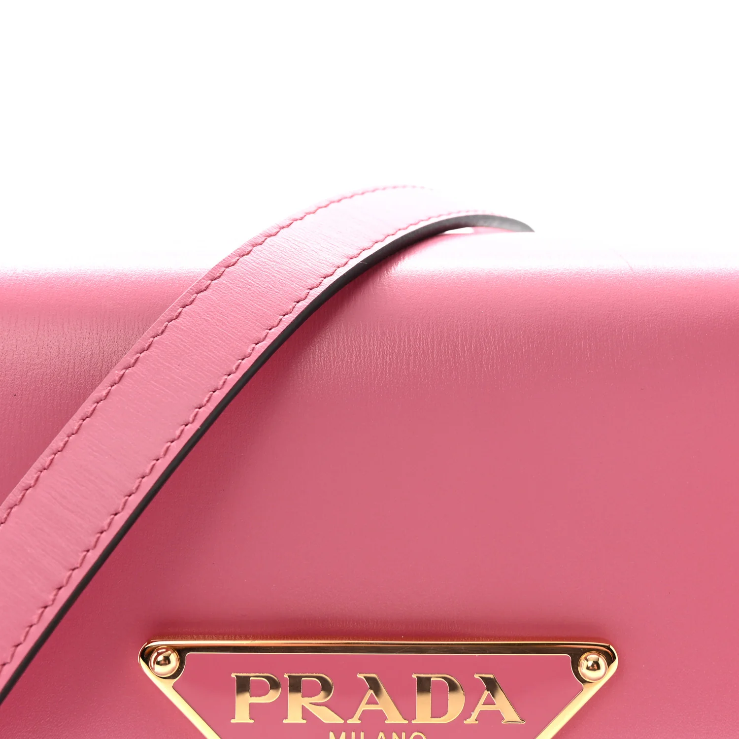 Box Calfskin Triangle Embleme Flap Shoulder Bag Begonia - Top Club