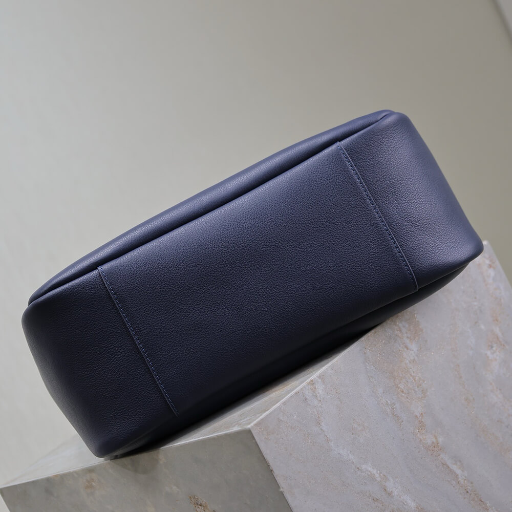 YSL LE 5 �� 7 supple LARGE - Top Club