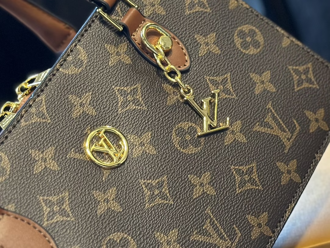 Louis new arrival vintage handbag size: 25 cm - Top Club