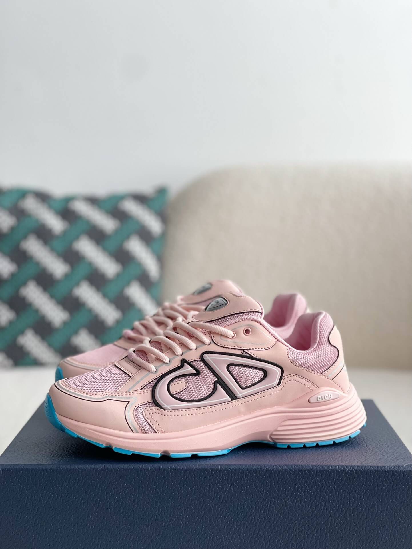 Dior B30 Pale Pink Blue Sneaker - Sneaker Replica Workshop