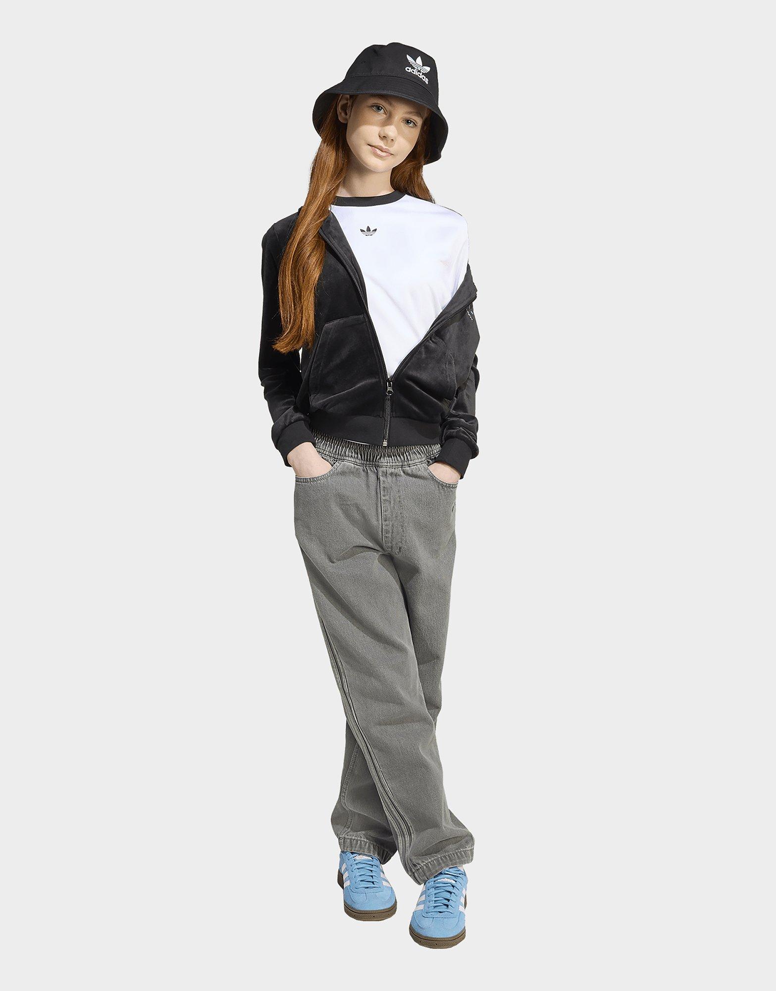 adidas Kapuzenjacke aus Velours mit Reißverschluss