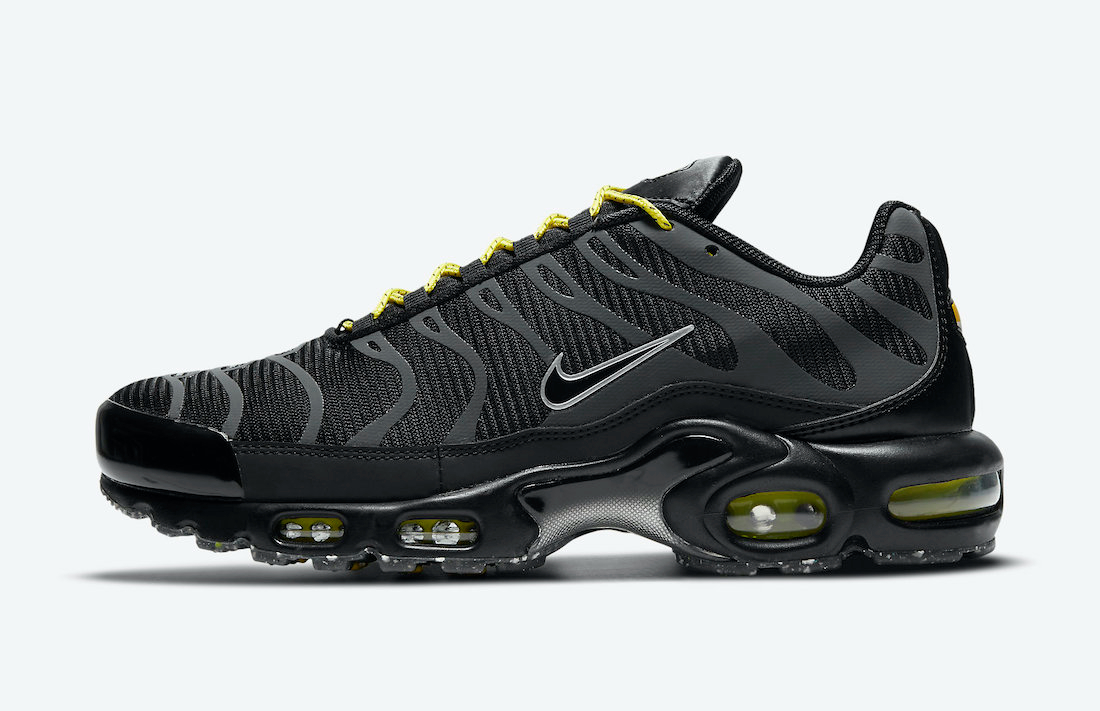 Air Max Plus  Black Total Orange  DD7112-002 - Sneaker Replica Workshop