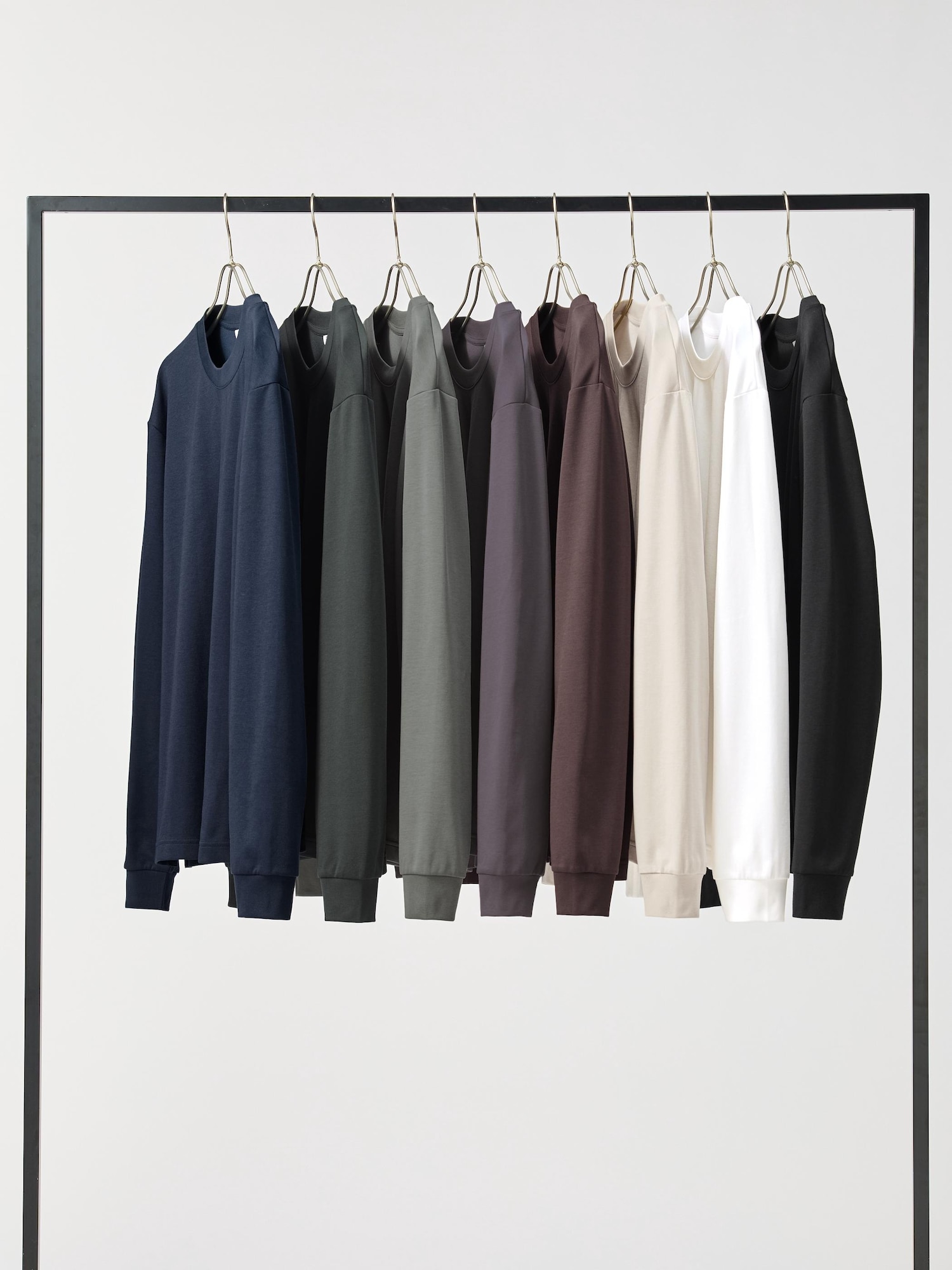 Uniqlo U AIRism Cotton Crew Neck Long Sleeve T-Shirt