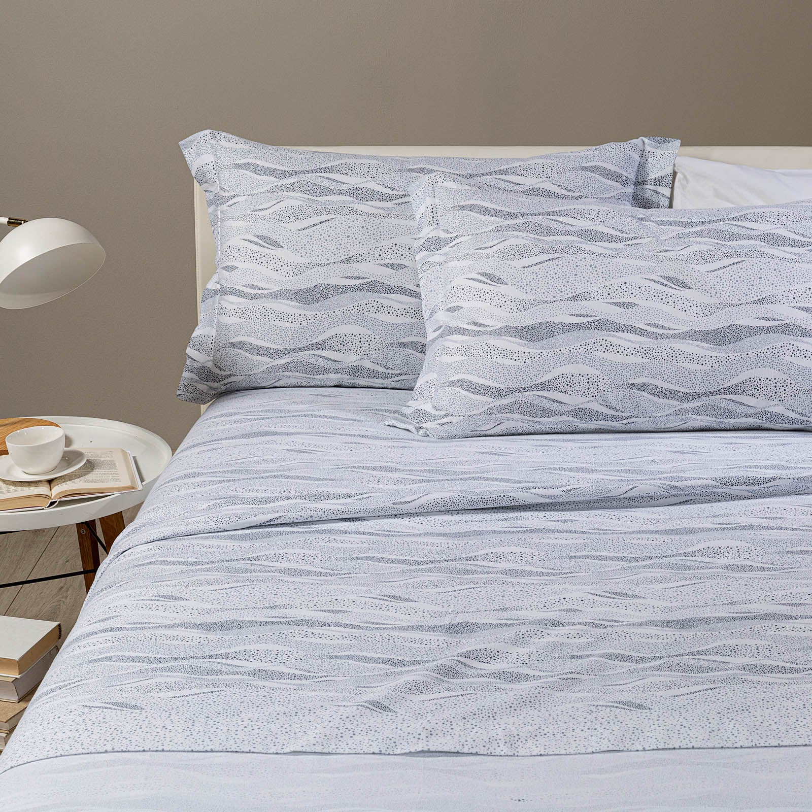 Complete sheets in Skyflanella single gray caleffi