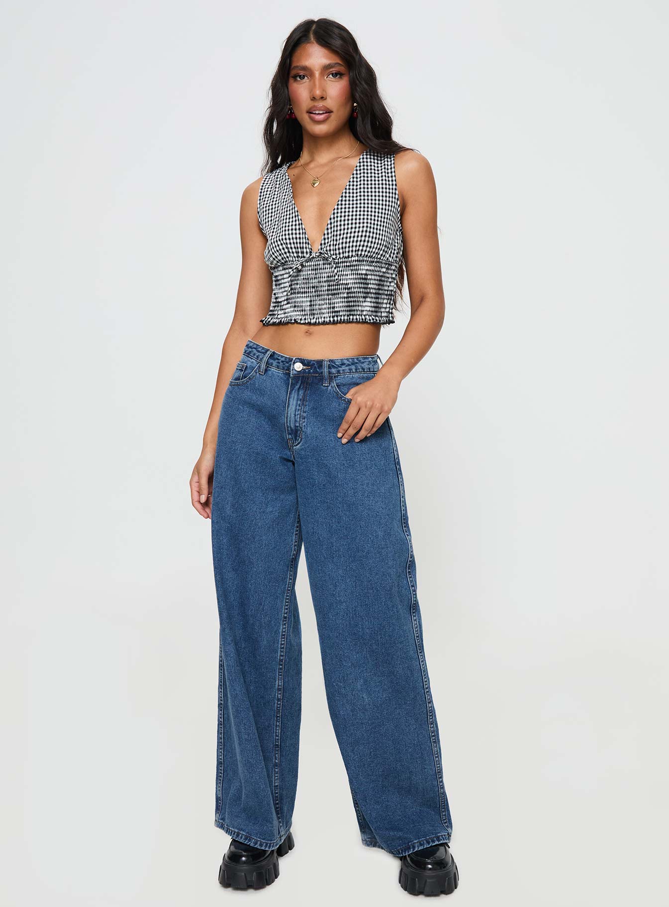 Mixing It Up Top Black / White