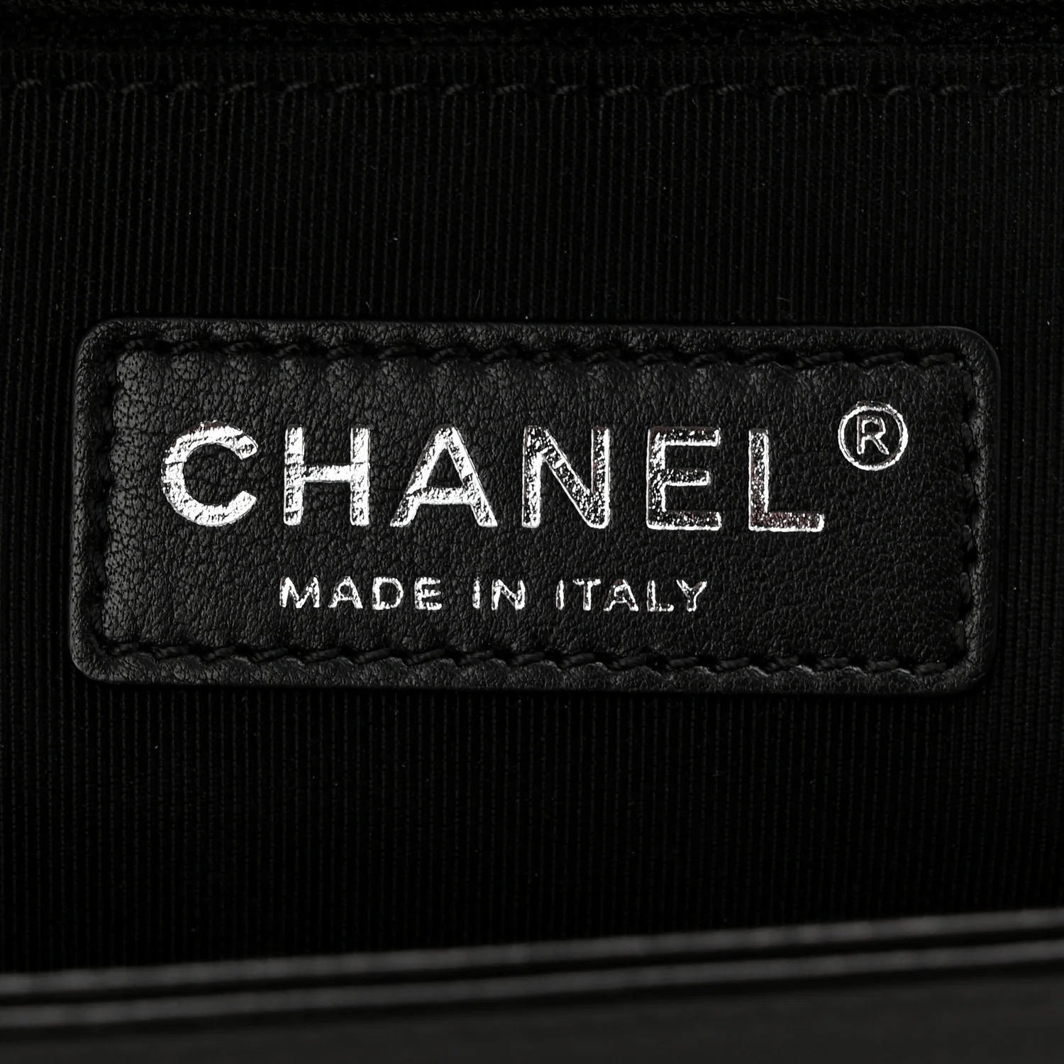 Lambskin Quilted New Medium Boy Flap Black - Top Club