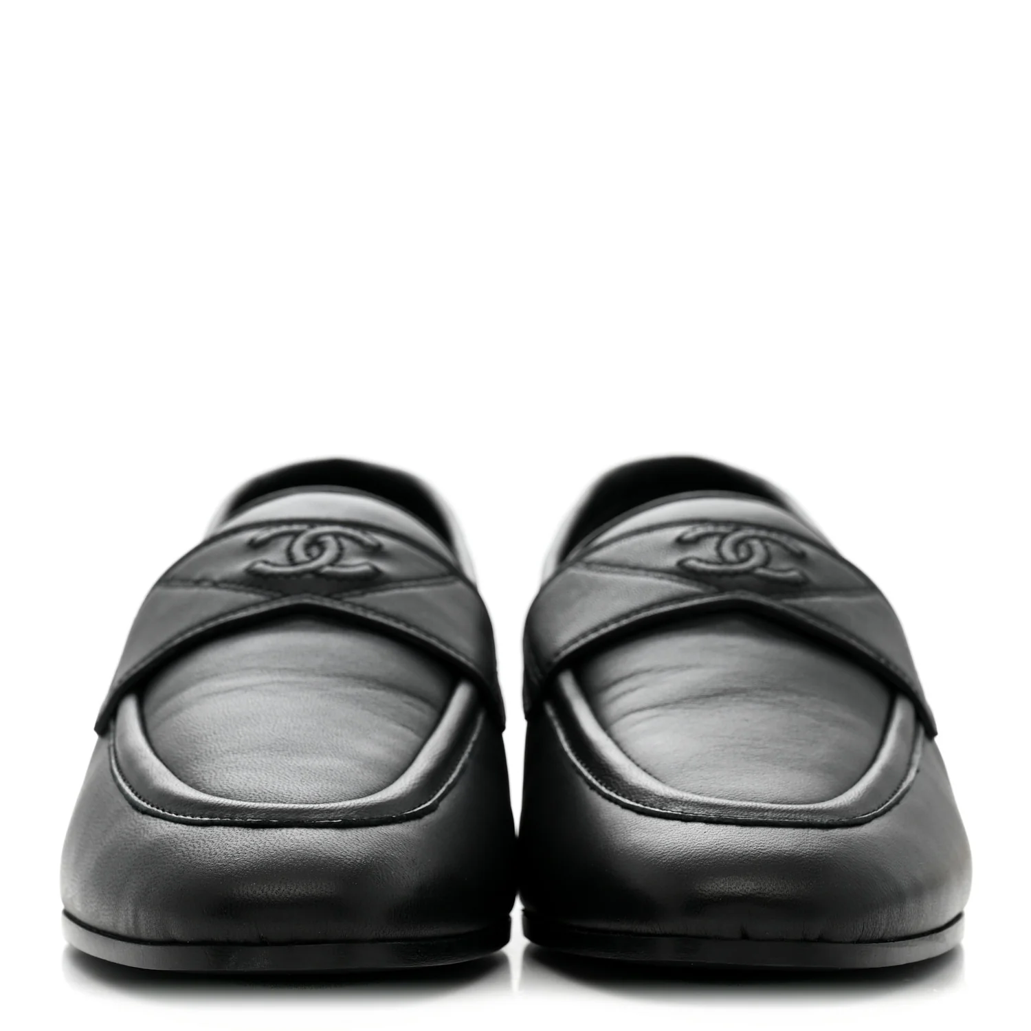 Lambskin Womens Stitched CC Loafers 35 Black - Top Club