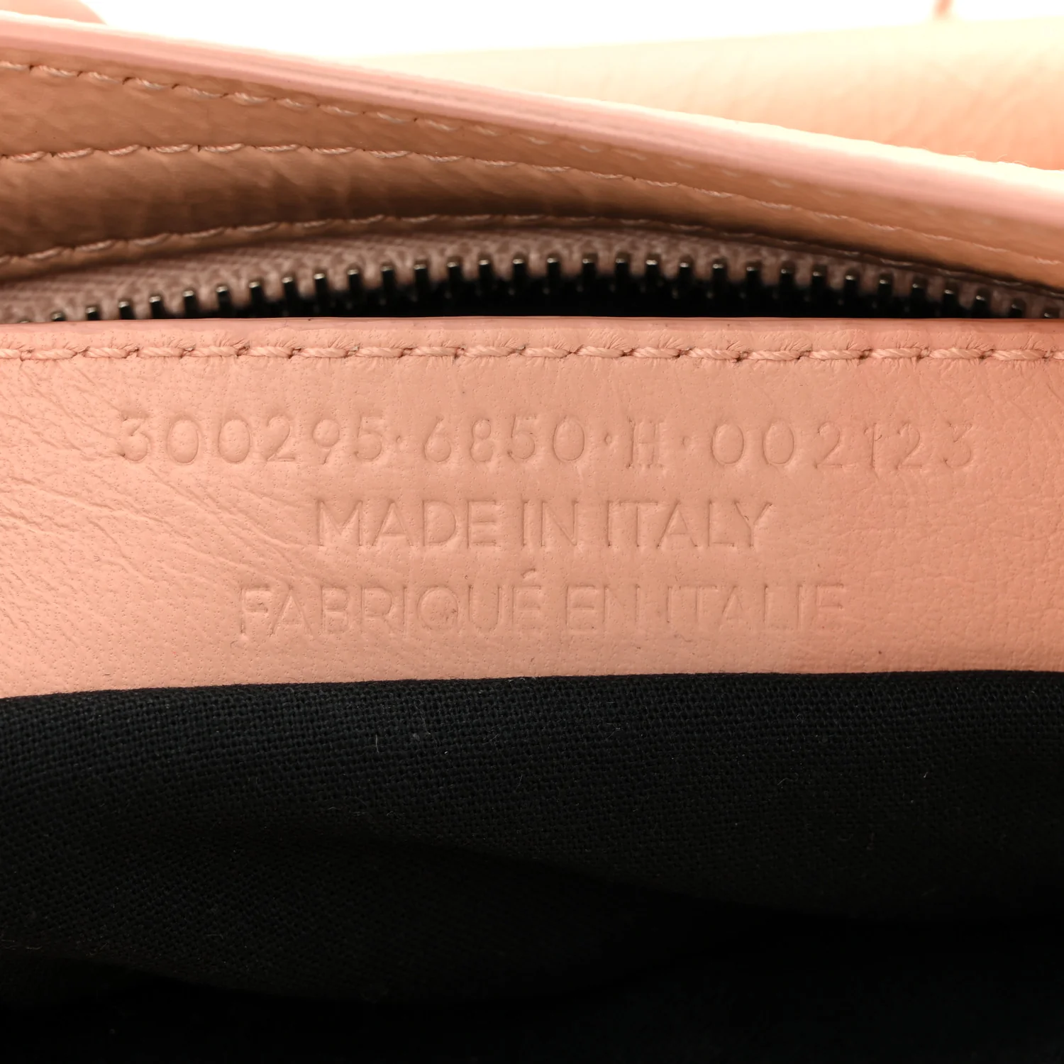 Matte Goatskin Rubber Covered Classic Hardware Mini City Rose Poudre - Top Club