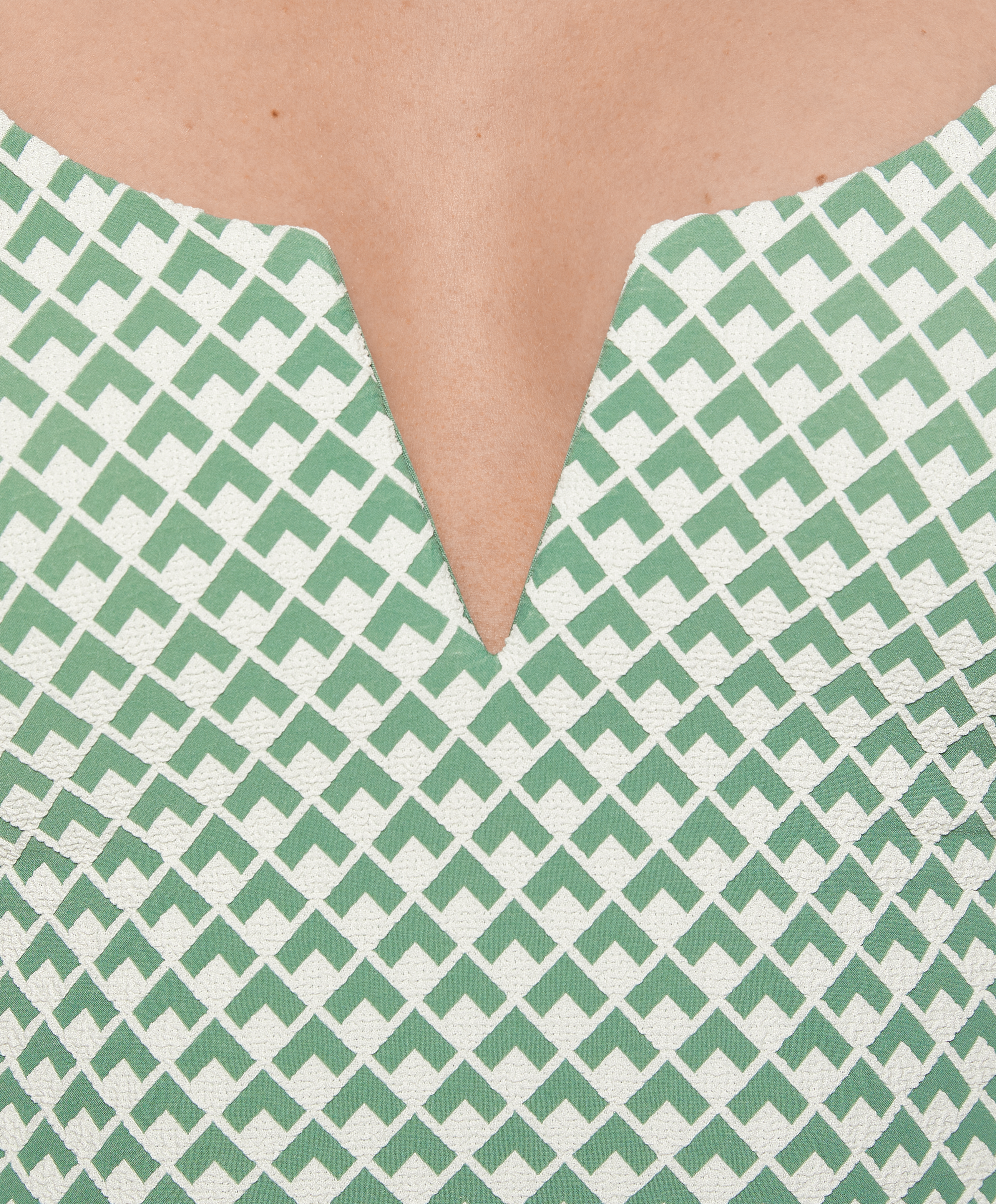 OYSHO Geometric jacquard V-neck swimsuit