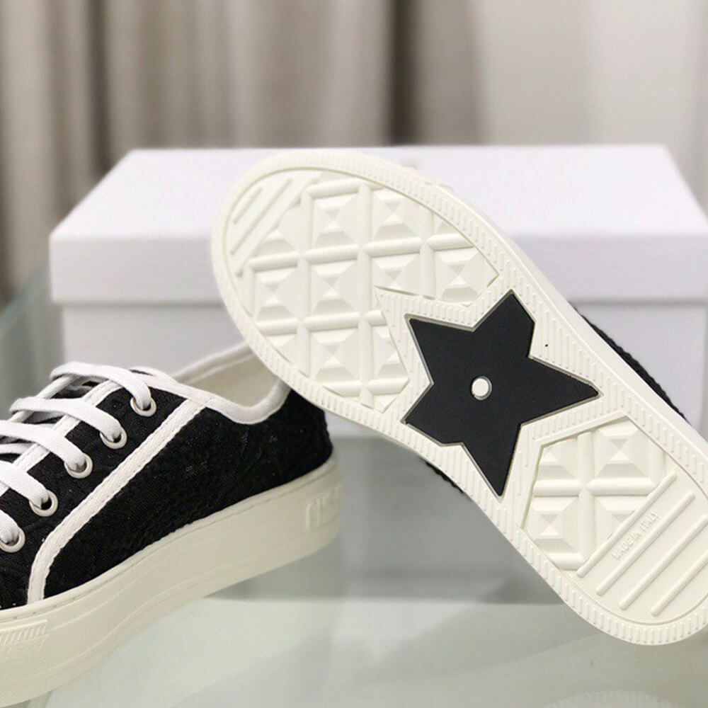 WALK N DIOR SNEAKER - Top Club