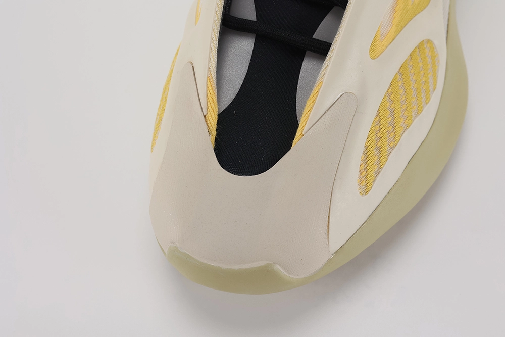 Yeezy 700 V3 Safflower Replica - Sneaker Replica Workshop