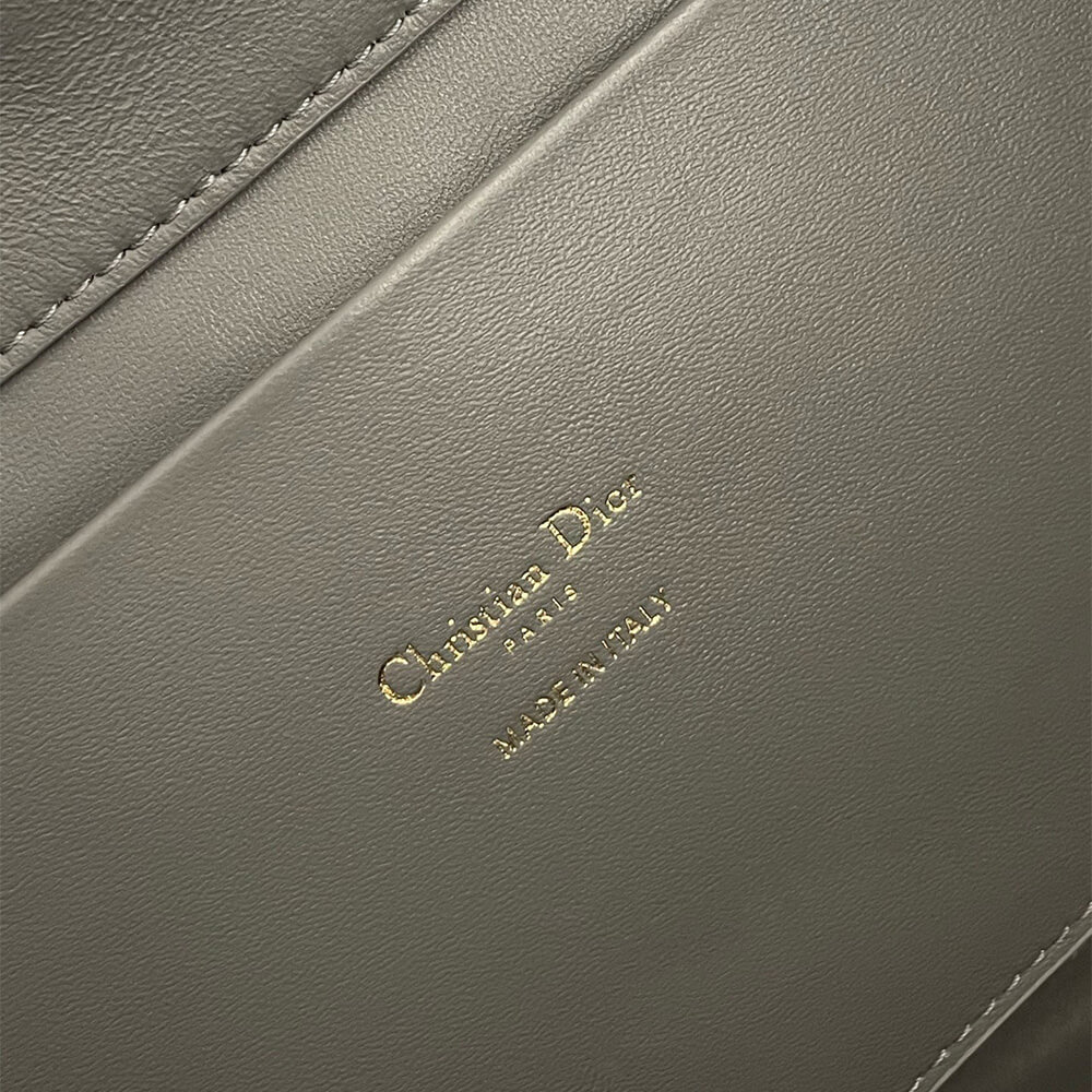 Medium Dior Toujours Vertical Tote Bag(high-end grade) - Top Club