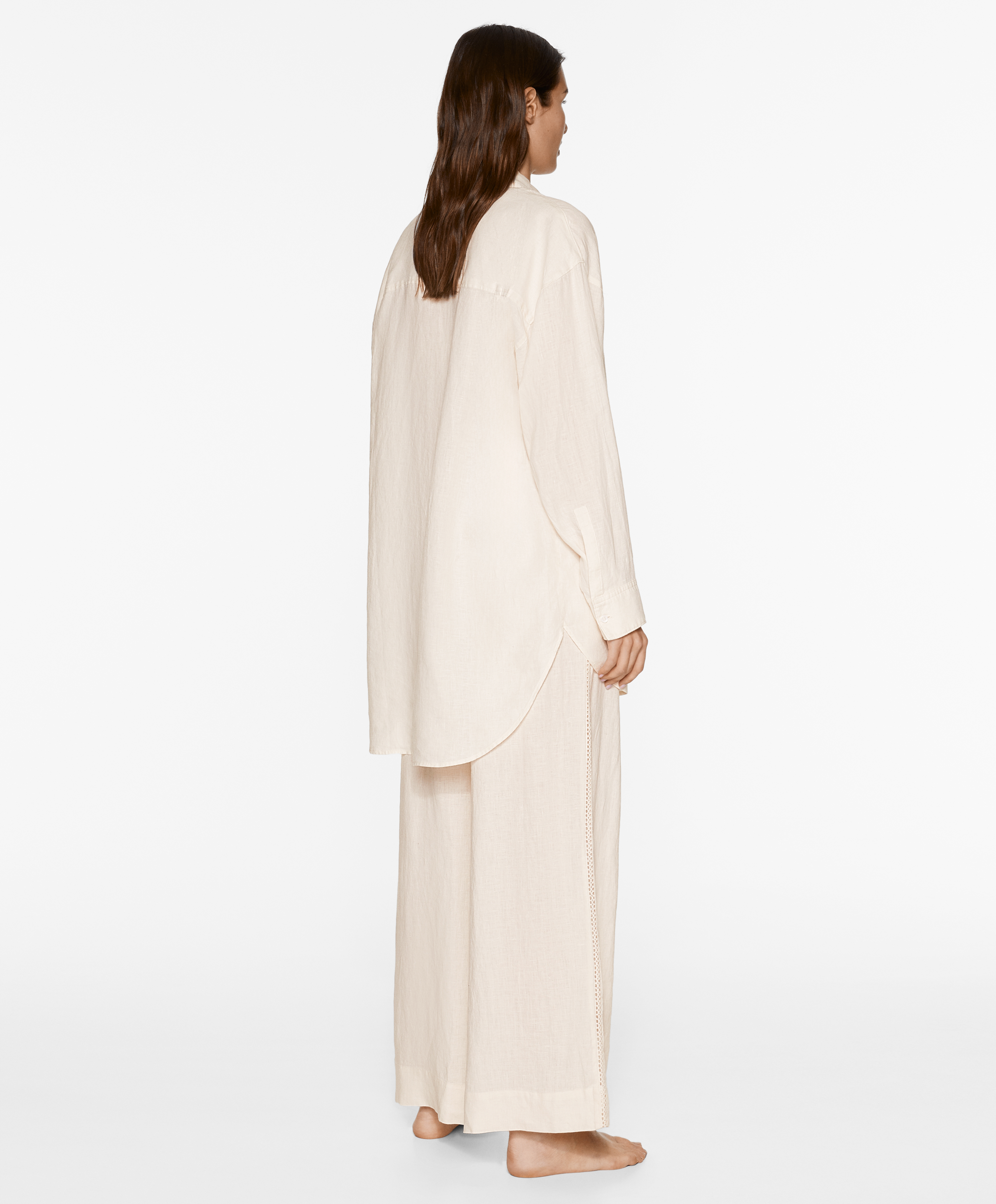 OYSHO Oversize long-sleeved 100% linen shirt