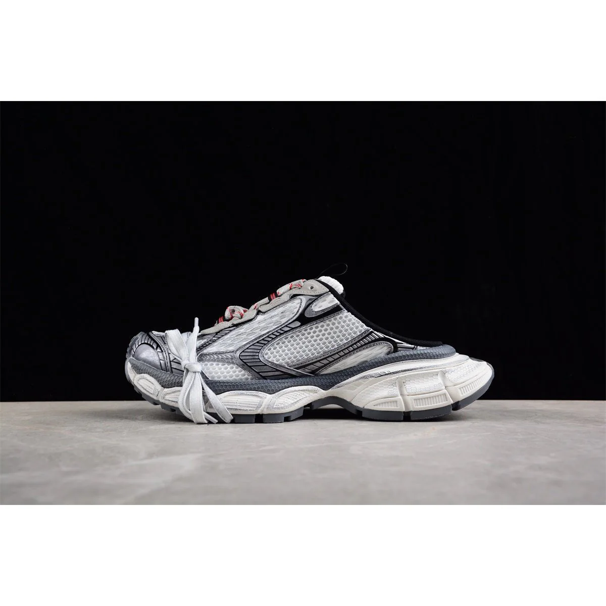 BALENCIAGA 3XL MULE x GREY RED - Sneaker Replica Workshop