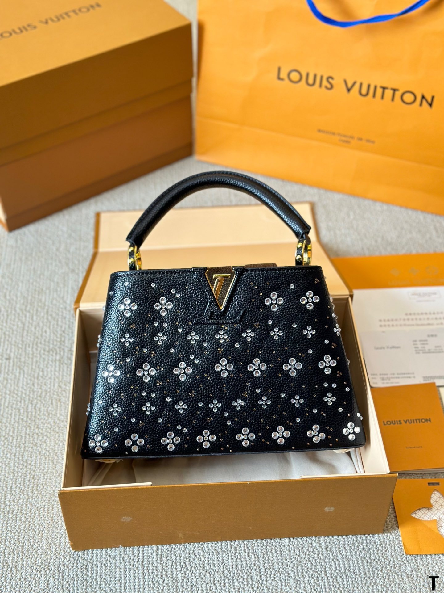 Louis capucines new arrival bag size :27*18cm - Top Club