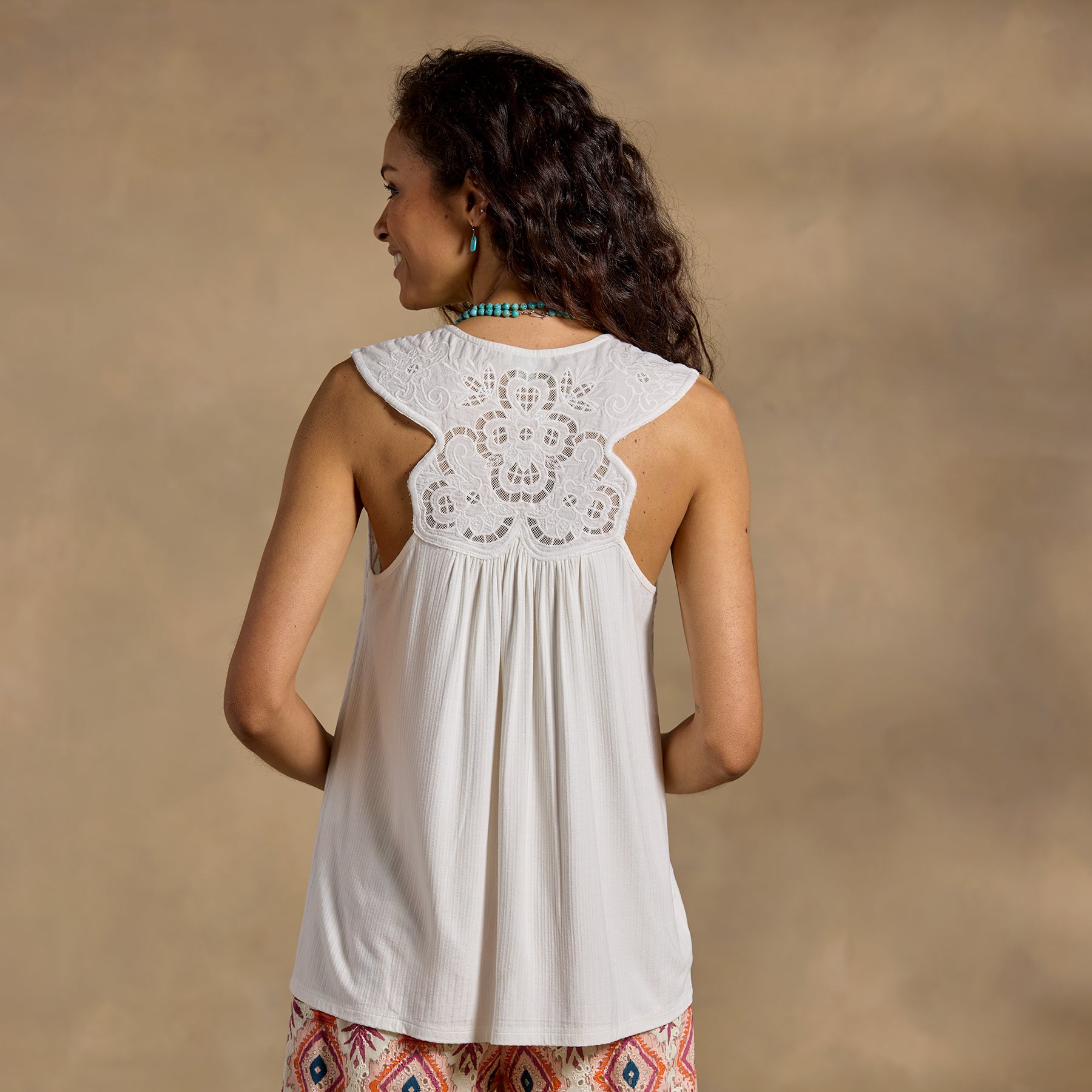 Layla Lace Tank - Sundance Living