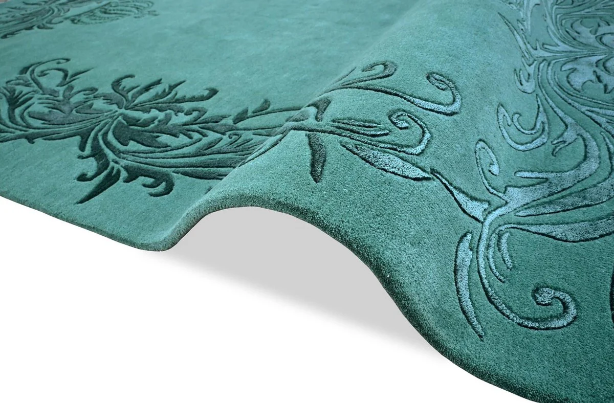 Pompöös by Luxury Baroque Carpet Crown by Harald Glööckler Green 200 x 300 cm