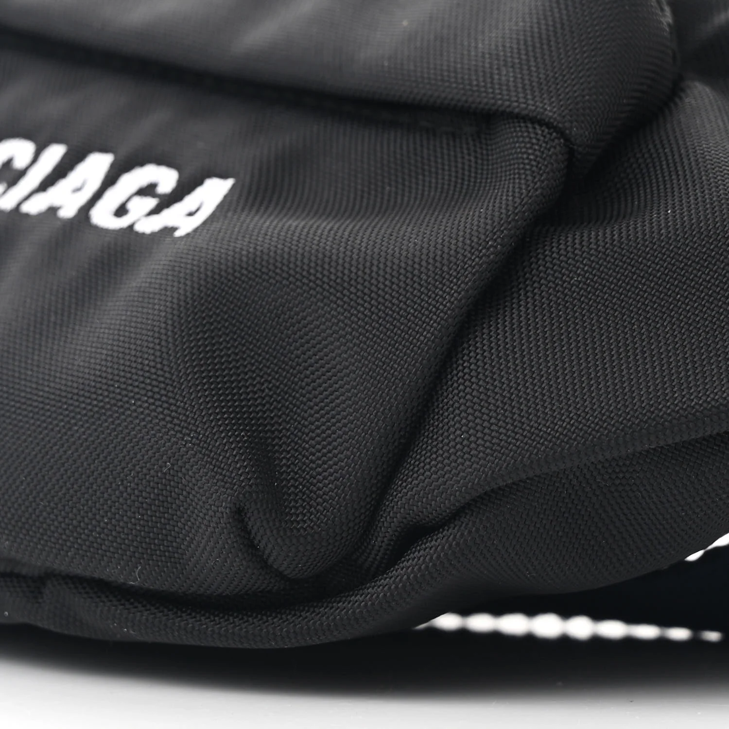 Sport Nylon Logo Embroidered Wheel Belt Bag Black White - Top Club