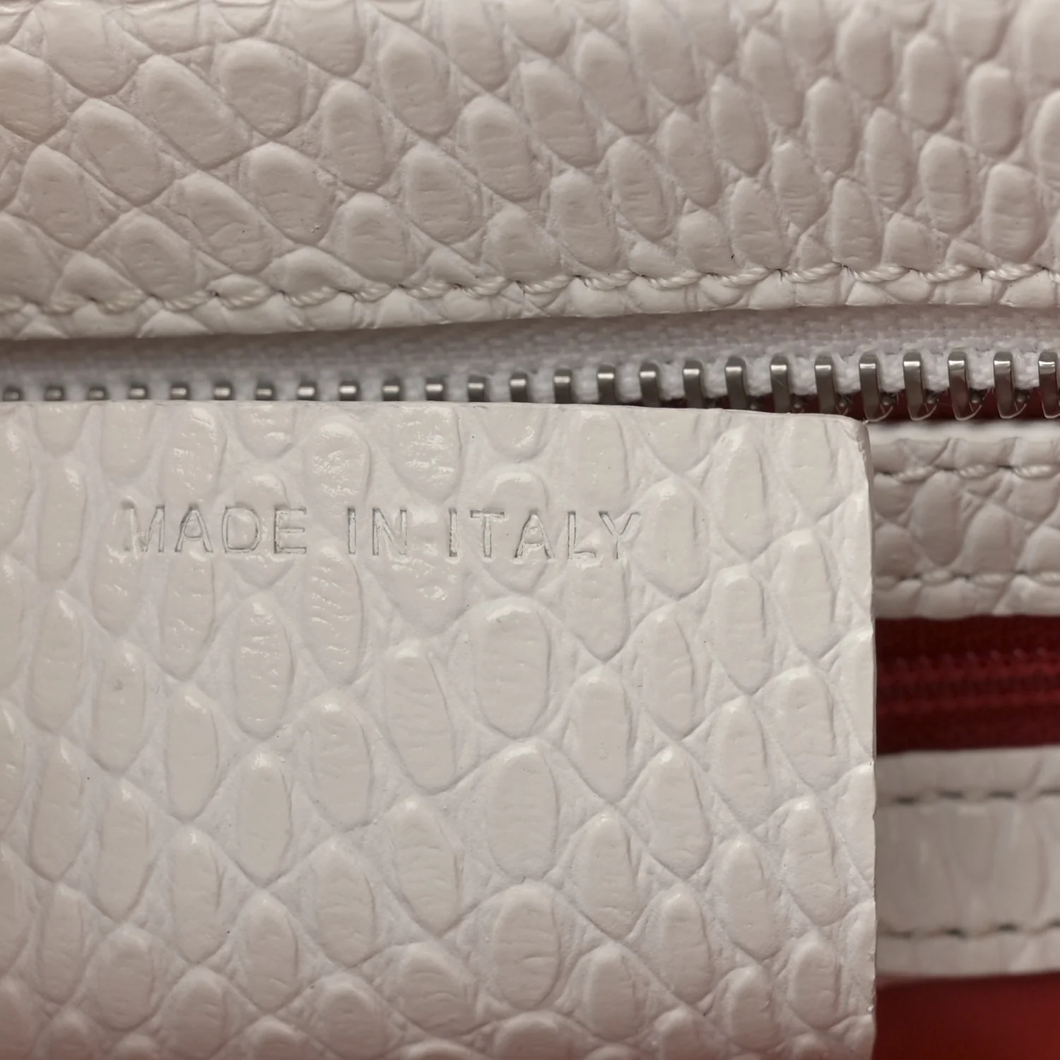 Calfskin Lizard Embossed Medium Paloma White - Top Club