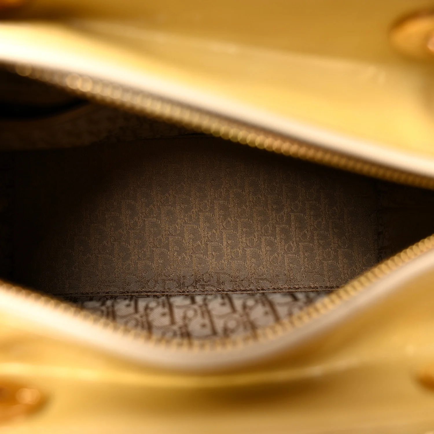 Patent Cannage Medium Lady Dior Beige - Top Club