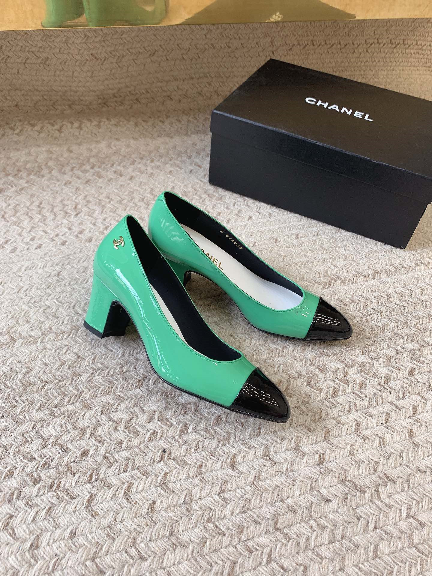 Chanel new patent leather shoes - Sneaker Replica Workshop