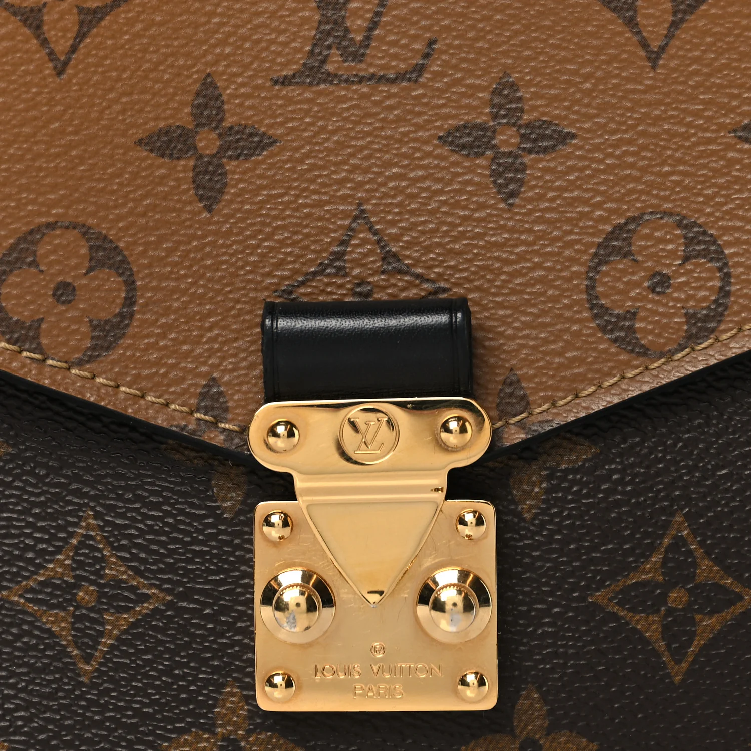 Reverse Monogram Pochette Metis - Top Club