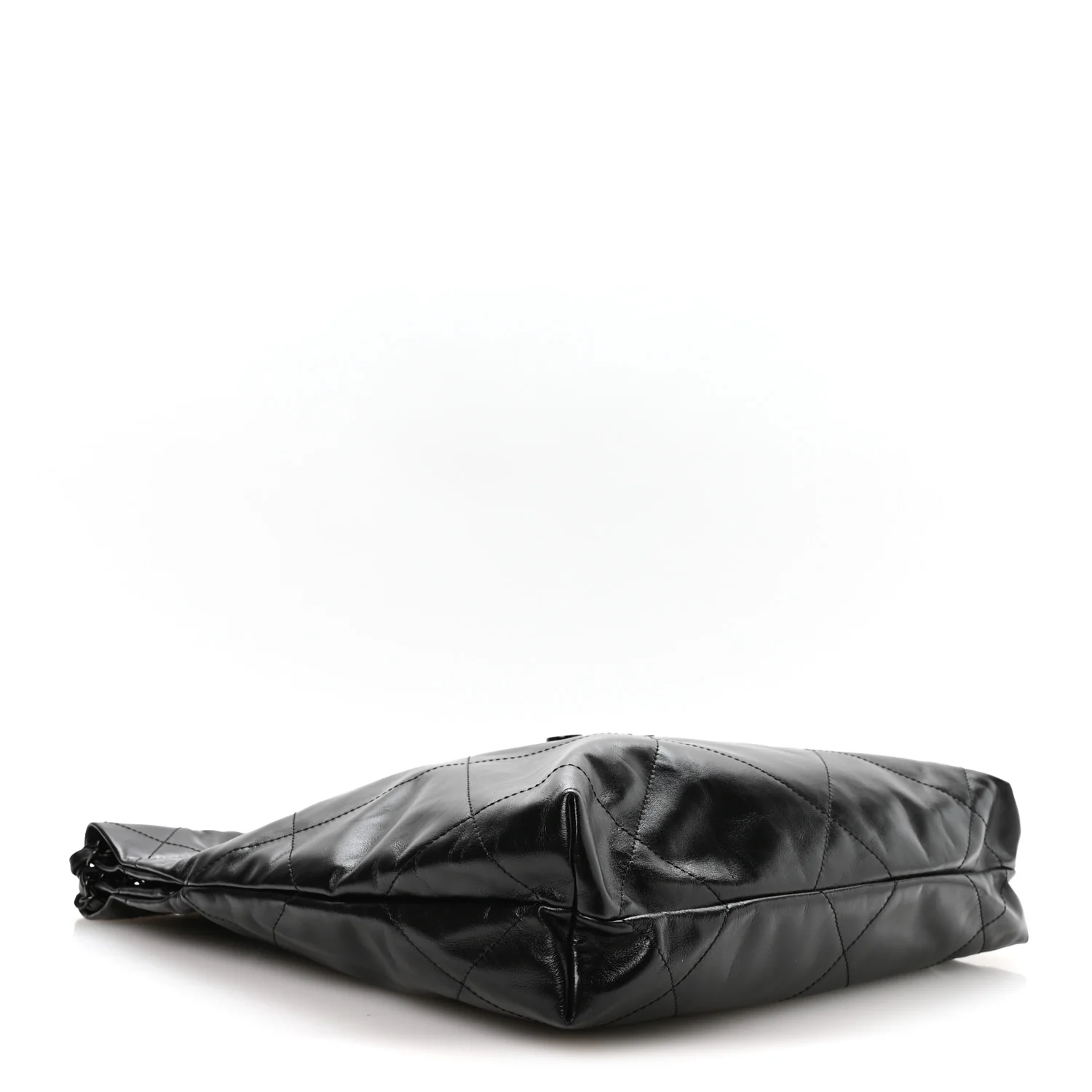 Shiny Calfskin Quilted Small Chanel 22 So Black - Top Club