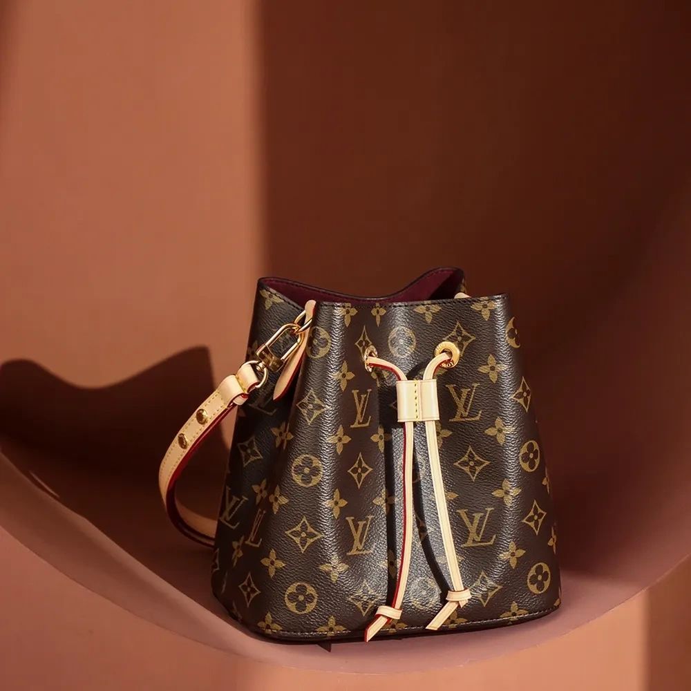 Louis neonoe bb mini bag size : 20??20??13 cm - Top Club
