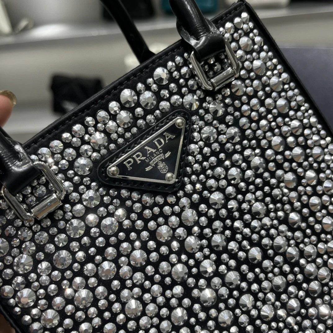 Prada Black Crystal Bag 15x17.5x5cm - Top Club